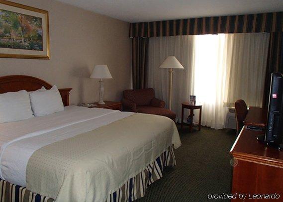 Holiday Inn Greenville-I-85 At Augusta Road แกรนด์วิลล์ ภายนอก รูปภาพ